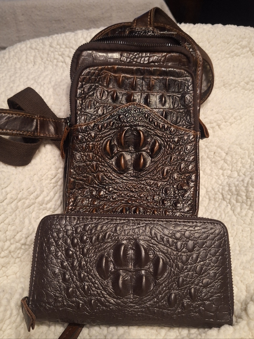 Crocodile embossed leather men's chest bag is a stylish with wallet